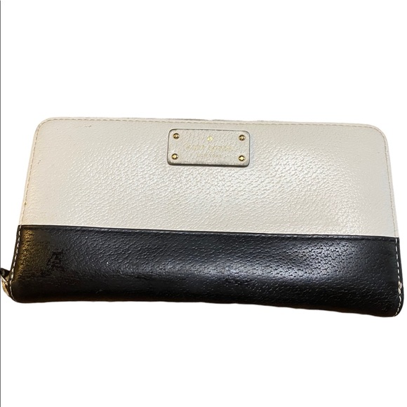 kate spade Handbags - Kate Spade Grove Street Neda Zip Around Wallet Black and White